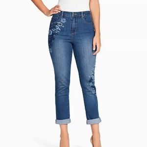Size 12 Gloria Vanderbilt Amanda Embroidered Ankle Jeans